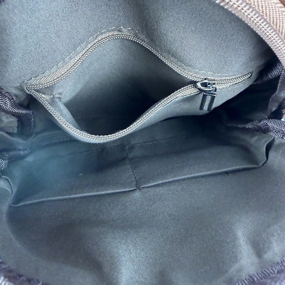 NWT Women’s Stylish Brown Vegan Leather Crossbody Bag - Picture 10 of 11